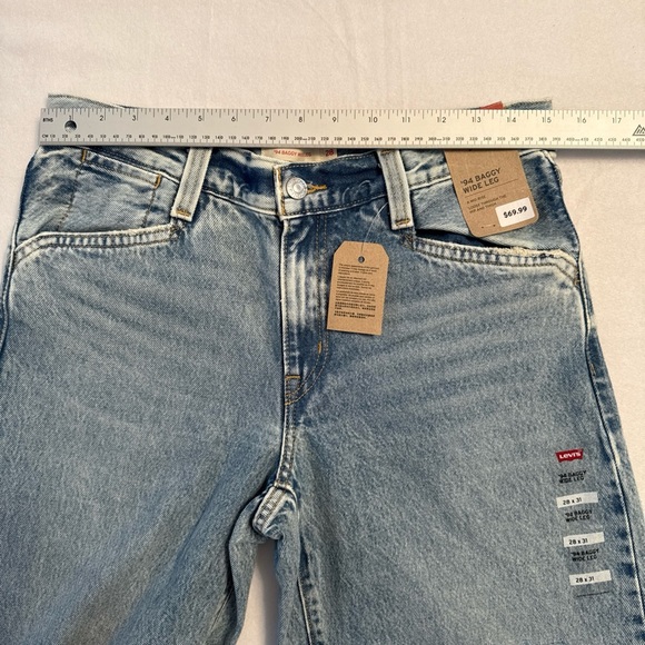 Levis 94 Baggy Distressed Jeans Womens Size 28 Light Wash Wide Leg NEW with Tag - Picture 7 of 13